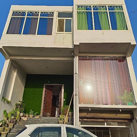 Ananya Hotel & Ayurveda Hwc Etāwah エクステリア 写真